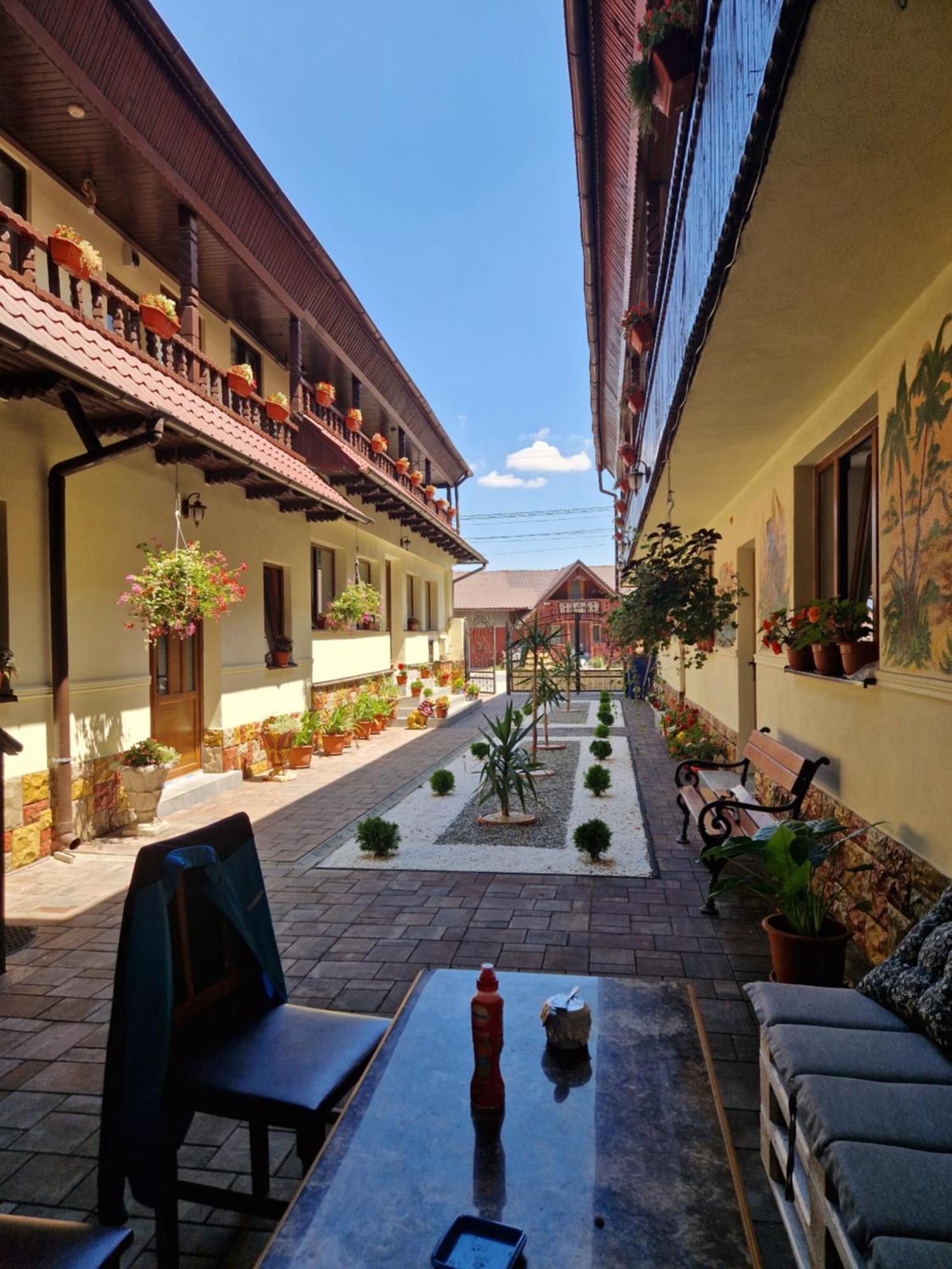 Hotel Casa Luca Sîmbăta de Sus Exterior foto