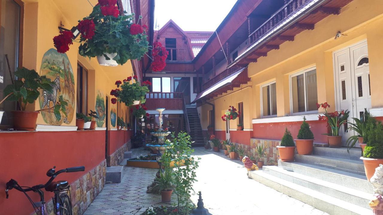 Hotel Casa Luca Sîmbăta de Sus Exterior foto